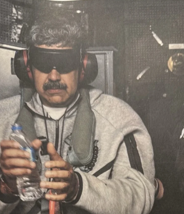 Mialygosa's tweet photo. Memoria totalmente selectiva en cuestiones de ley internacional.

👉 Obama mató a Bin Laden sin aprobación del Congreso

👉 Biden mató al líder de Al-Qaeda en 2022, sin aprobación del Congreso

👉Trump trae a Maduro vivo a EE.UU. y los zurdos enloquecen

Simplemente hipócritas.. https://t.co/0EWROUT4YE
