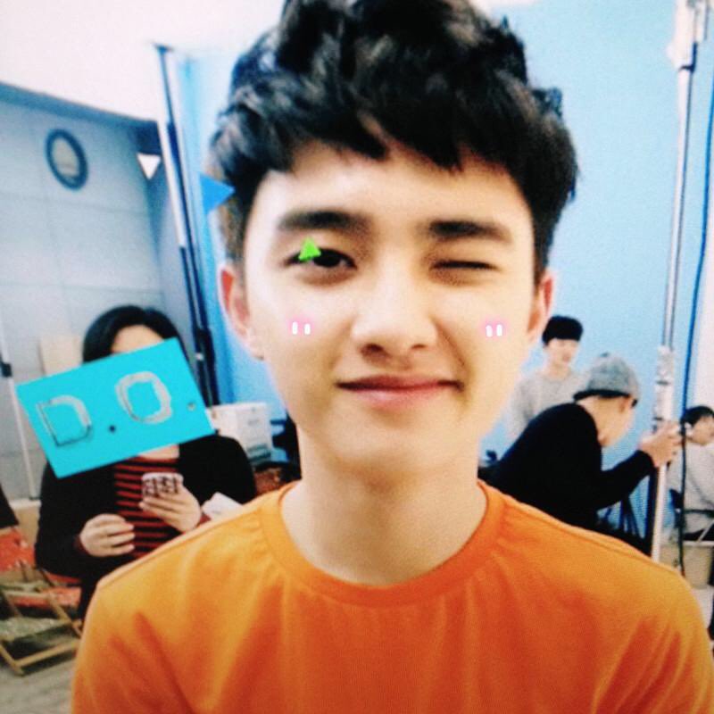 comely_kyungsoo's tweet image. 도경수가 윙크 못한다고 하는 이유가 있었다
내 여자들 죽을까봐 못한다고 하신거다........