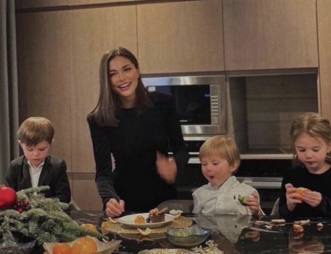 Fading Caruso tweet media