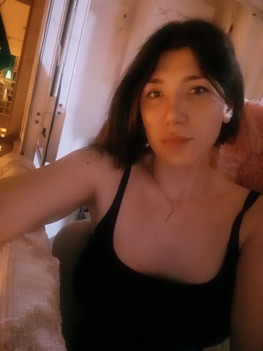Badebandirma's tweet photo. Bandirma dan görüşmek isteyenler arayabilir 05459289469 😘����😘 https://t.co/yXJ484P4Q5
