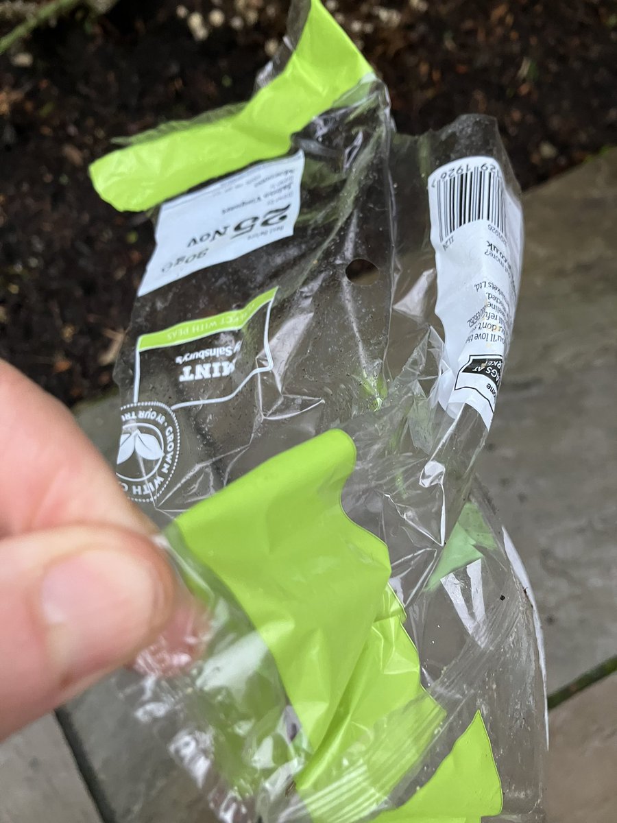 @_pickuplitter tweet media