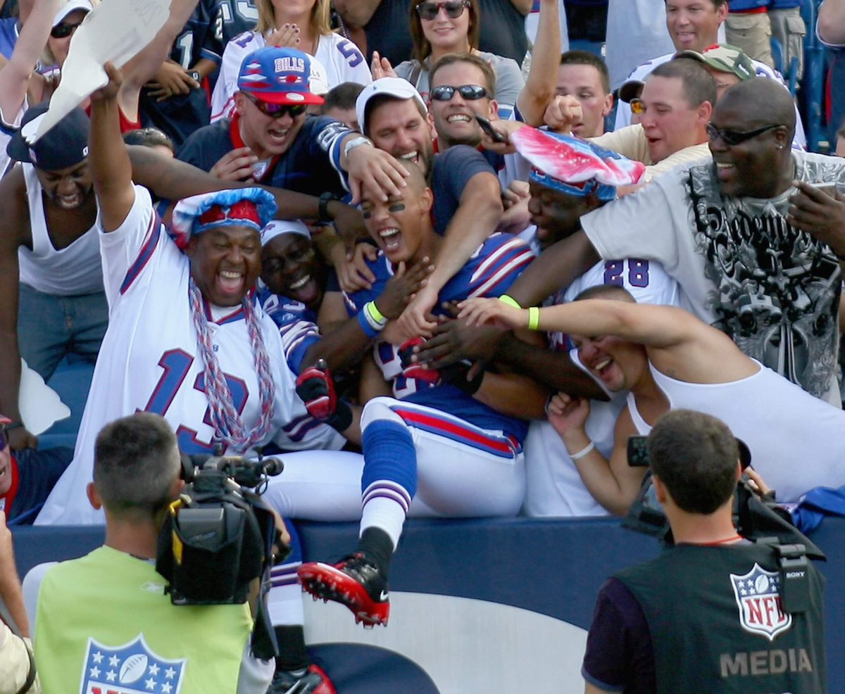 DavidNelson86's tweet image. This stadium means more to me than I could ever really explain. I didn’t expect today to feel so heavy… but this stadium represents a dream fulfilled.

…

#BillsMafia