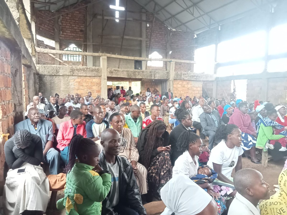 CGisairo's tweet image. On the first Sunday service of the year, we gathered in worship at St. Samuel Tombe Catholic Church in Manga Ward. We give glory to the Lord and seek His blessings and mercy as we continue to serve the people of Kitutu Masaba. Wishing everyone a peaceful week.