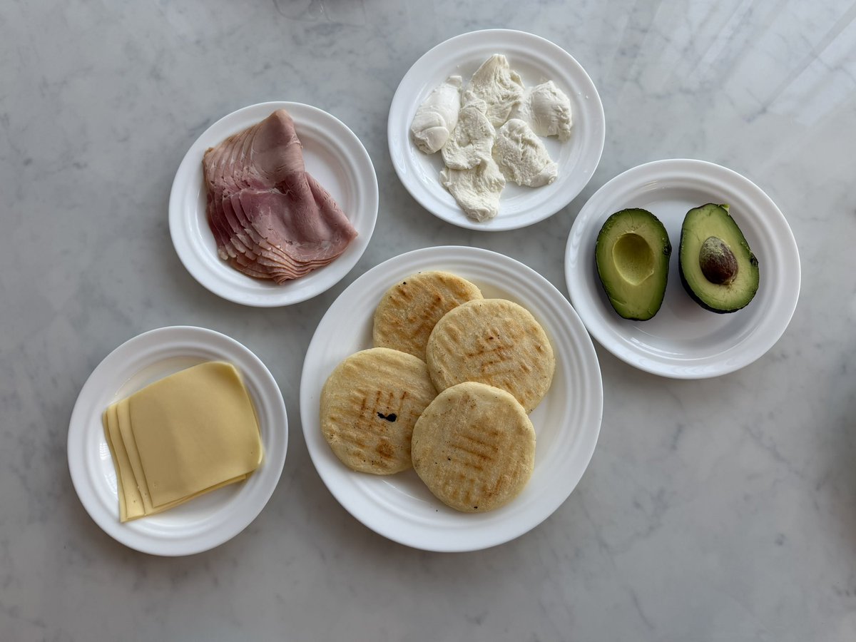 happy sunday🤍🇻🇪🫓