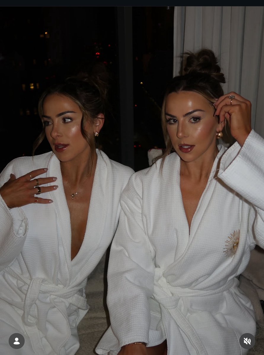 A day with these lovely ladies! 

<a href="/McCarthyTwinsAS/">The McCarthy Twins</a> 💚🤍💚🤍💚🤍