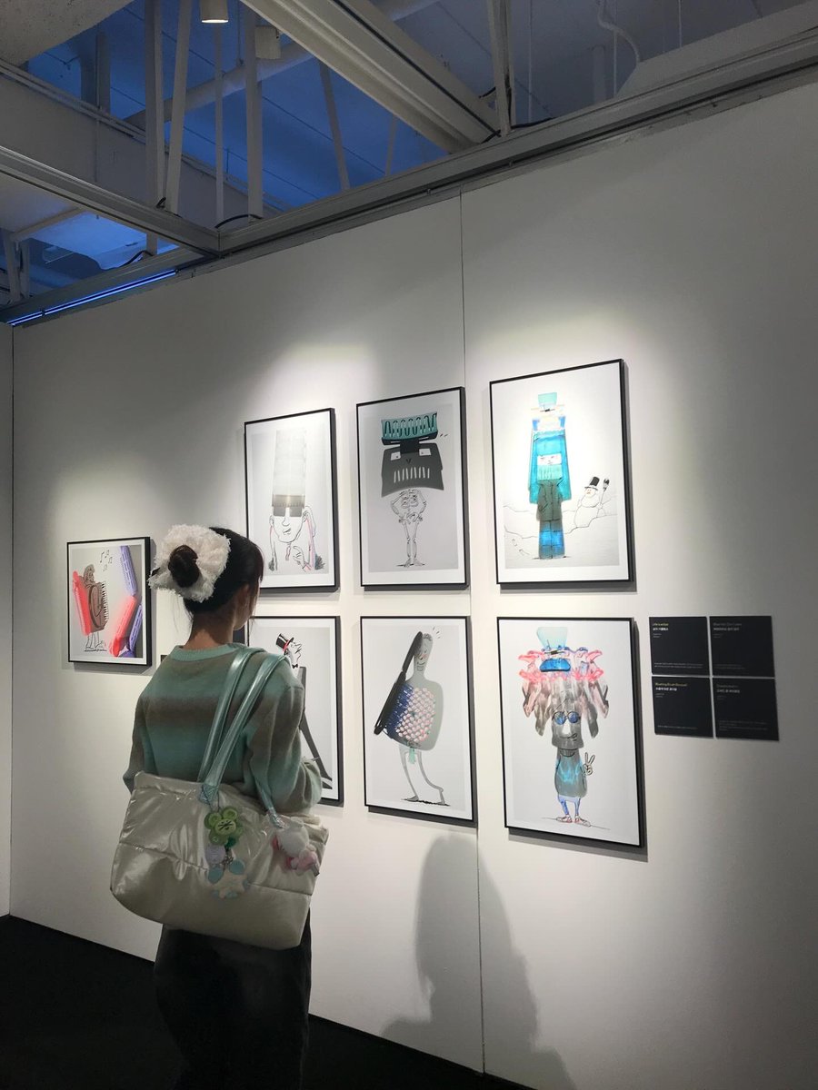 gwsnstagram's tweet image. [#SEOKYOUNG] 📸 seokyoungee post 

This person is a genius 🤔
The whole time I was looking at the exhibition, I was looking forward to his next work
I was like "How can he express this with this object?"
I learned a crazy sense of positivity. 🕶️⚡️

#공원소녀 #GWSN #서경 

(1/4)