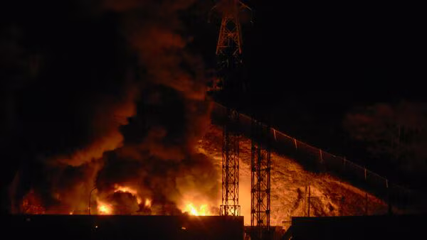 2026! 
Während in Deutschland Demonstranten, Privatpersonen und Vereine verfolgt werden, weil ihre Inhalte angeblich dem Gedanken der Völkerverständigung widersprechen, zeigt die Bundesregierung Verständnis für den völkerrechtswidrigen US-Überfall auf Venezuela. #Doppelmoral