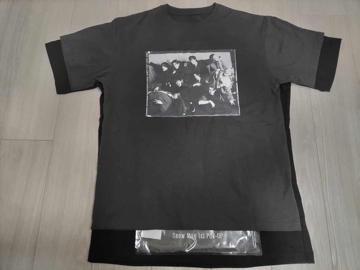 WILDSIDE × Snow Man コラボTシャツ 会場に展示されてるのはSサイズと