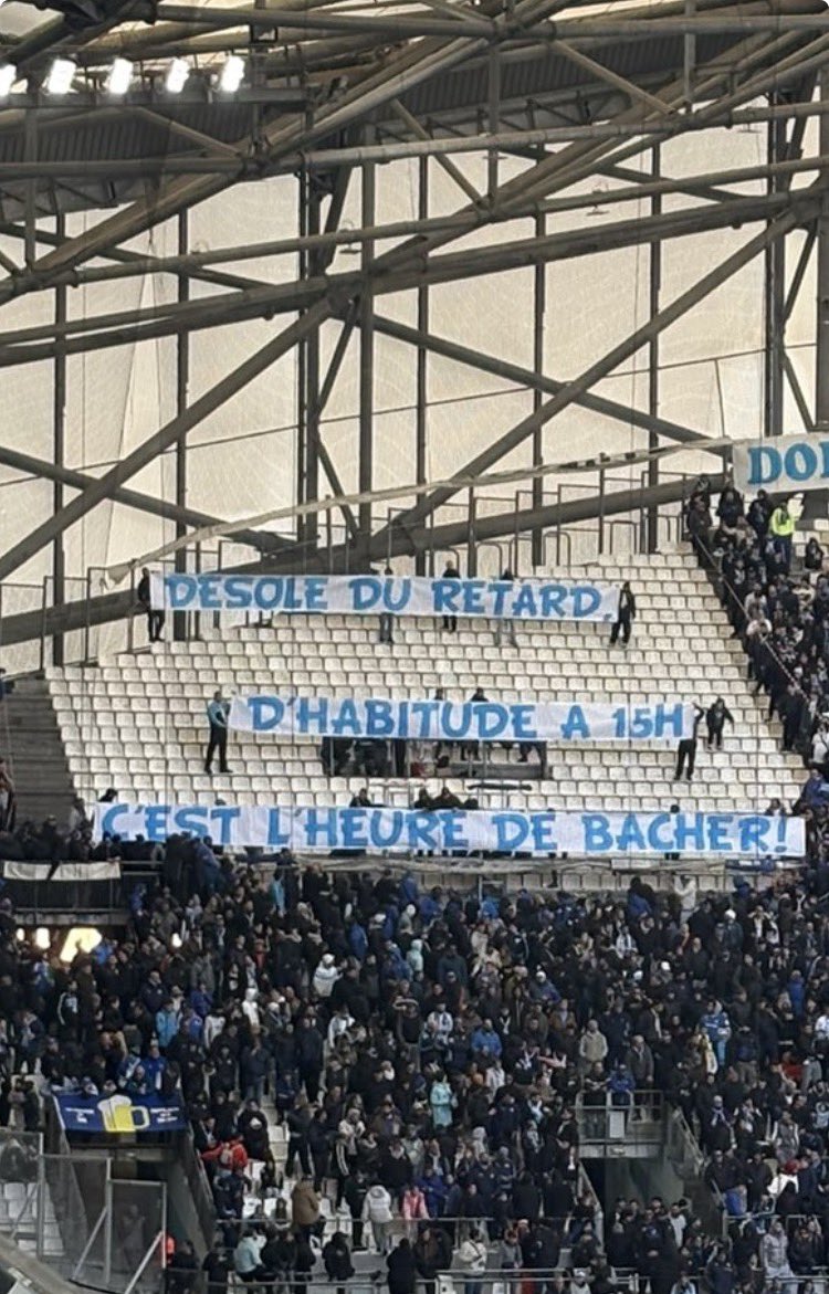 VGCU84's tweet image. #OMFCN Le stade Vélodrome a rendu dignement hommage à nos disparu-es, dommage que l’OM n’ait pas été à la hauteur de ce moment.