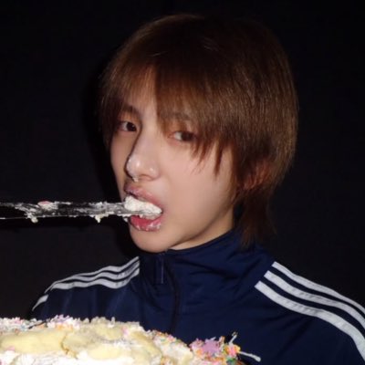 juhoonaura's tweet photo. #NewProfilePic back for juhoon greatness https://t.co/R7f9Mo73Wm