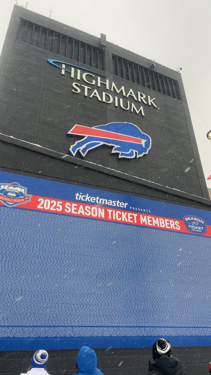 mLOCKdaBOSS's tweet image. Bye Ralph 🏟️ 😢