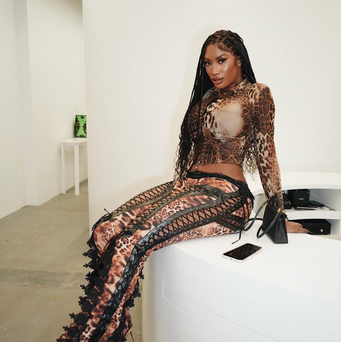 nakasupremacy's tweet image. 🐆🐆🐆