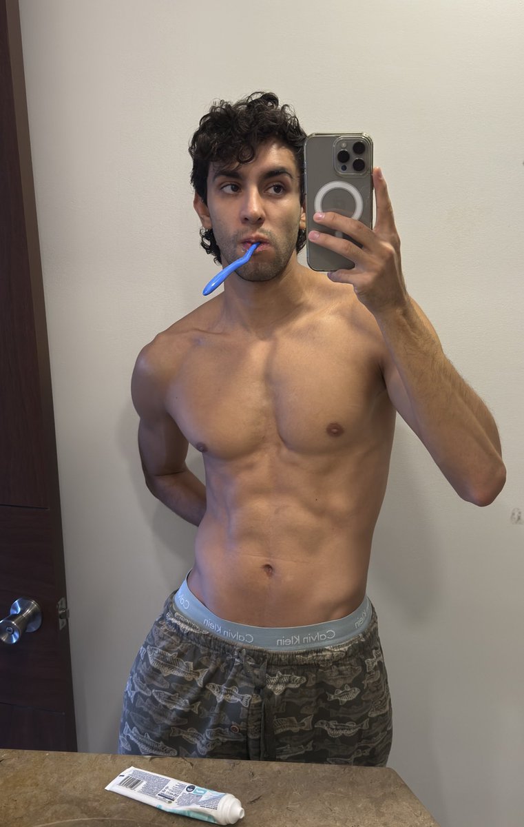 don’t forget to floss(?)