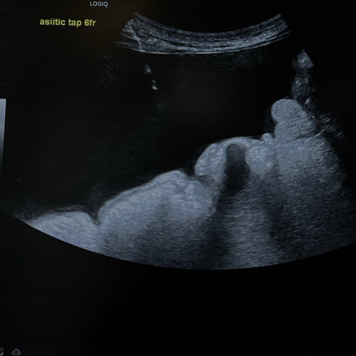 غَـالية ☢︎ tweet media