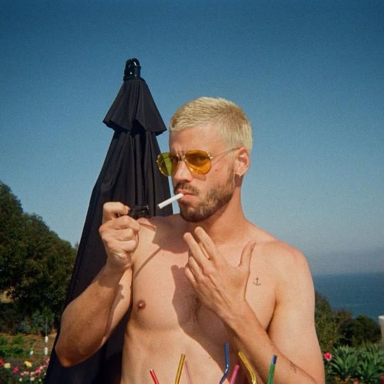 Goodnight to Blond François Arnaud and only to Blond François Arnaud. 😌