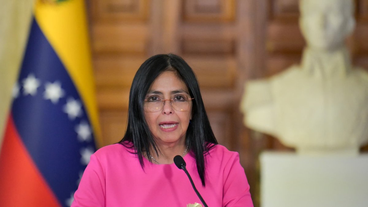 🔴 EN DIRECT
Venezuela: l'armée reconnaît Delcy Rodríguez comme présidente intérimaire
l.bfmtv.com/744j