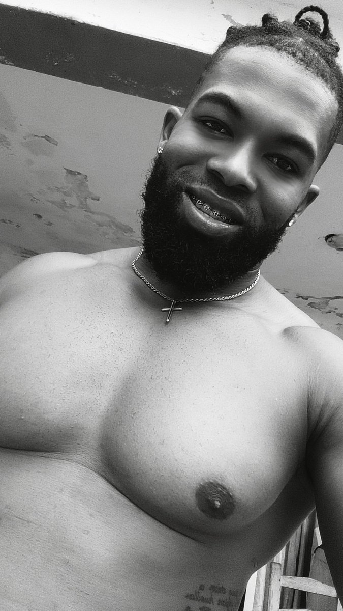 fit02o2's tweet photo. 4 de enero 🦍 https://t.co/JTS19qQVE6