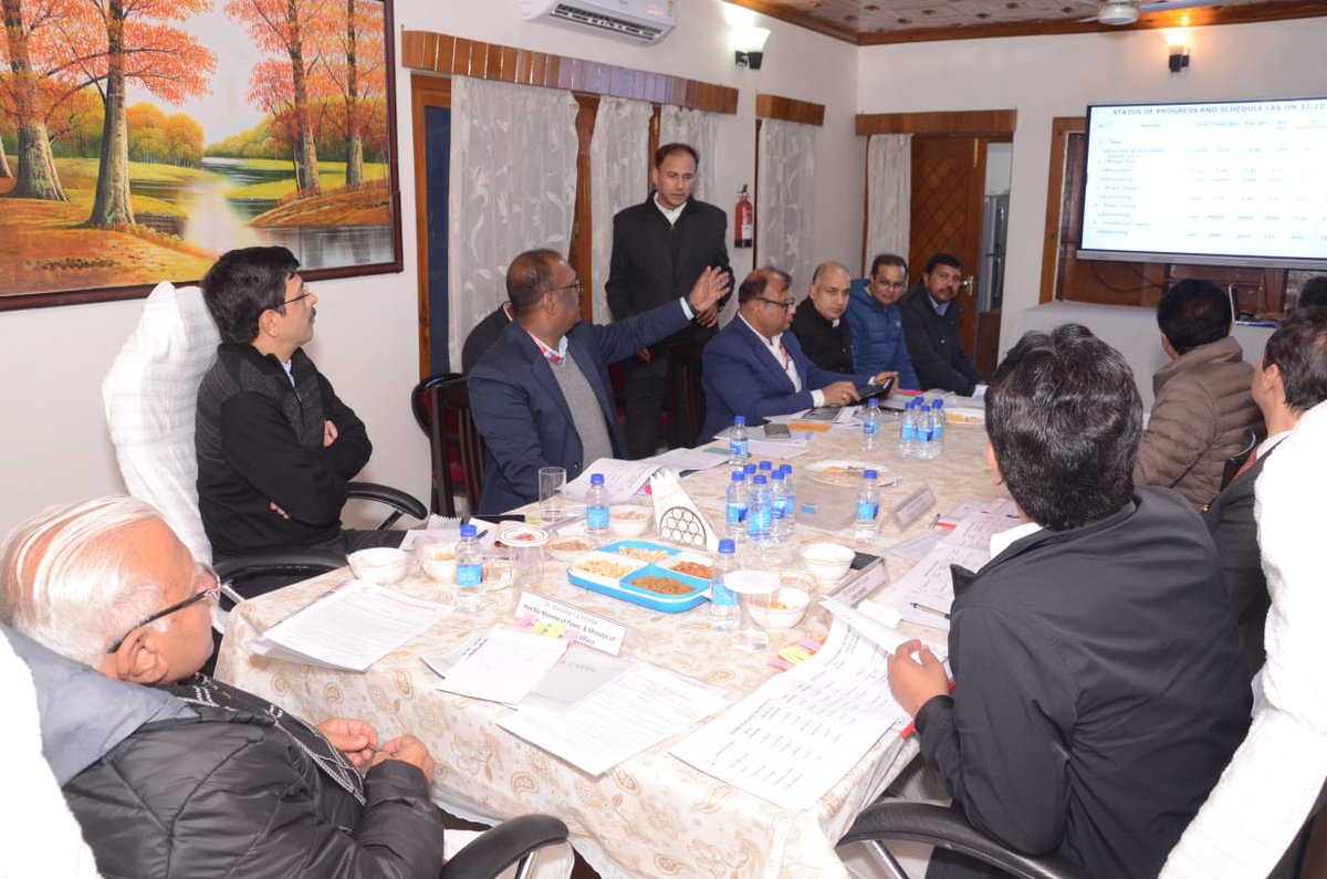 mlkhattar's tweet photo. जम्मू-कश्मीर दौरे के प्रथम दिन आज एनएचपीसी के महत्वपूर्ण हाइड्रोइलेक्ट्रिक प्रोजेक्ट्स की प्रगति की गहन समीक्षा की।

सावलकोट हाइड्रोइलेक्ट्रिक प्रोजेक्ट का हवाई दौरा एवं किश्तवाड़ जिले में रतले एवं किरू हाइड्रोइलेक्ट्रिक प्रोजेक्ट की प्रगति को लेकर समीक्षा बैठक की।

इस दौरान रतले हाइड्रोइलेक्ट्रिक प्रोजेक्ट स्थल निरीक्षण कर बांध कंक्रीटिंग कार्य की आधारशिला रखी गई। परियोजना से जुड़े अधिकारियों एवं अभियंताओं को गुणवत्ता, सुरक्षा मानकों तथा निर्धारित समय-सीमा के अनुरूप कार्य पूर्ण करने हेतु मार्गदर्शन एवं प्रोत्साहित किया गया।

यह परियोजनाएं न केवल जम्मू-कश्मीर में स्वच्छ और नवीकरणीय ऊर्जा का उत्पादन बढ़ाएंगी, बल्कि क्षेत्रीय विकास और बुनियादी ढांचे में सुधार के साथ-साथ स्थानीय युवाओं के लिए रोजगार के अवसर भी पैदा करेंगी।