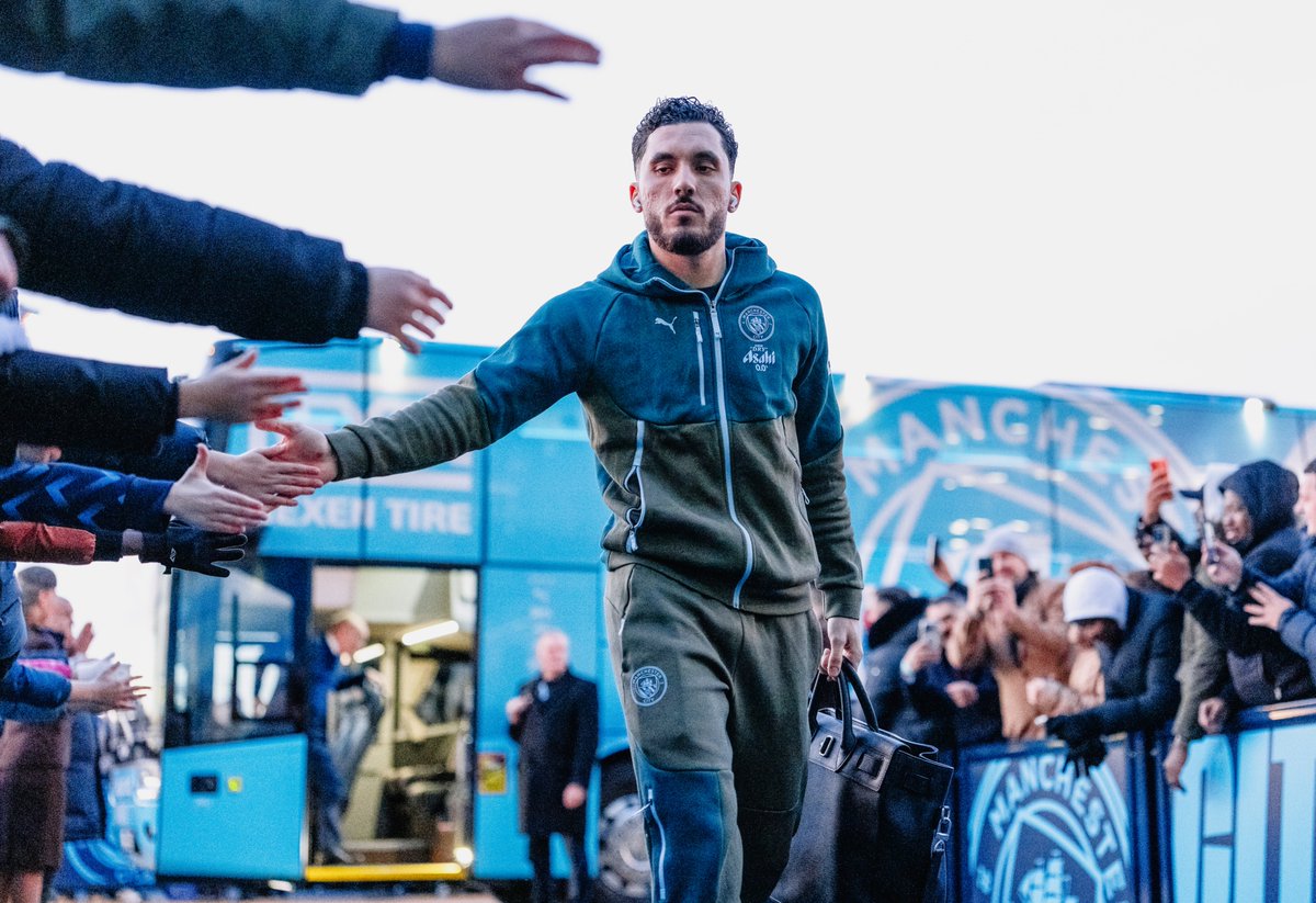 ManCity's tweet image. We're here! 🙌

🤝 #AsahiSuperDry