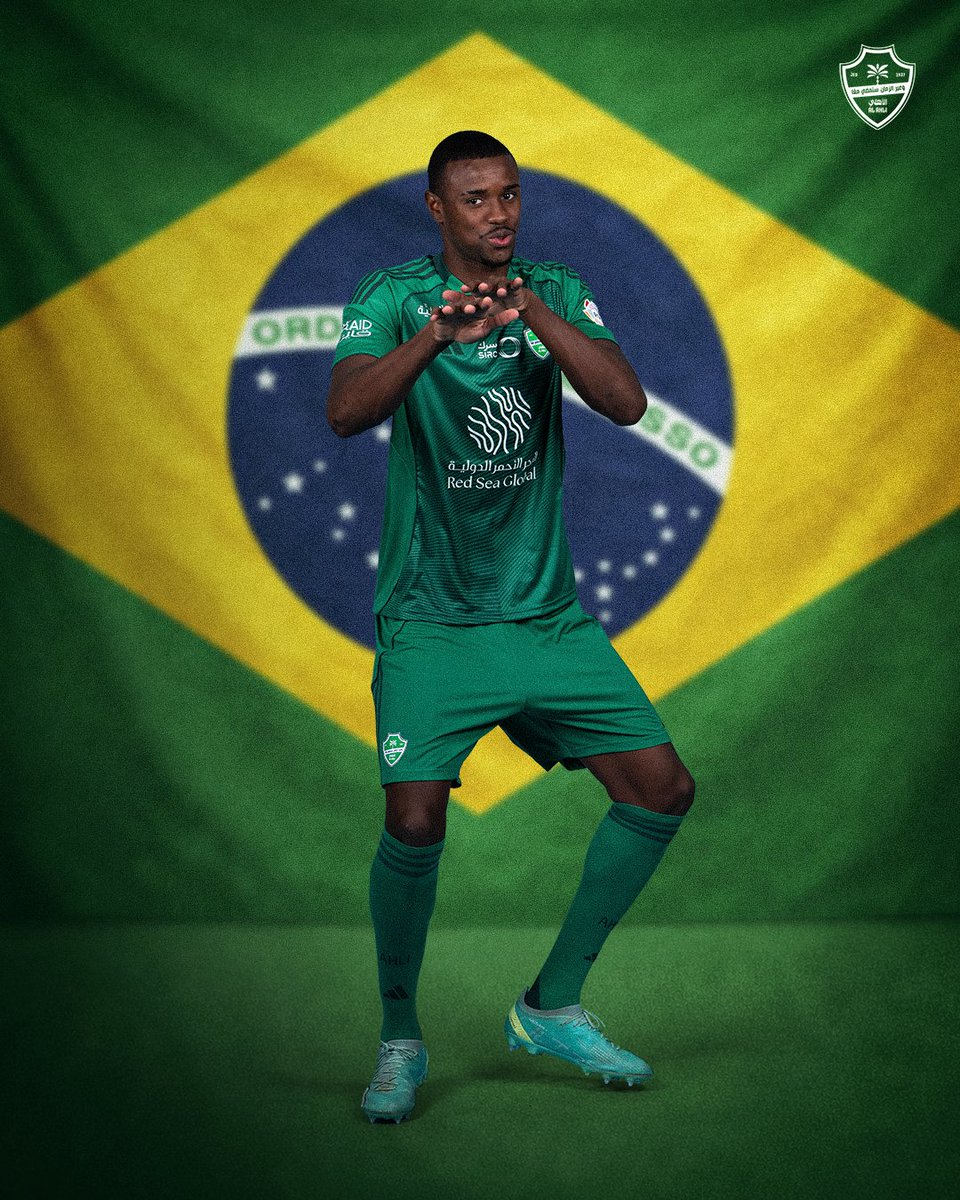 ALAHLI_FC's tweet image. جاهز في كل إطلالة 👕🤩

#الأهلي #ريكاردو_أهلاوي