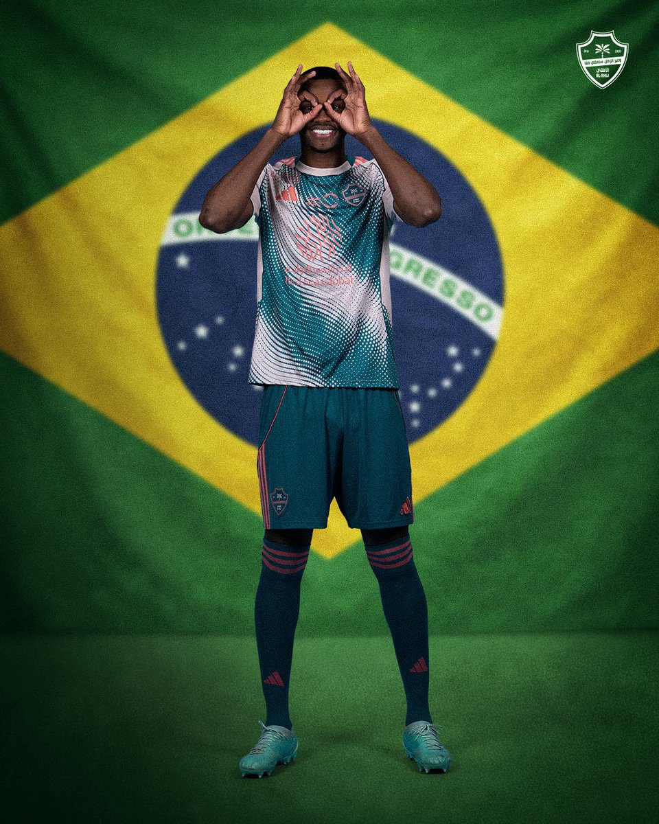 ALAHLI_FC's tweet image. جاهز في كل إطلالة 👕🤩

#الأهلي #ريكاردو_أهلاوي