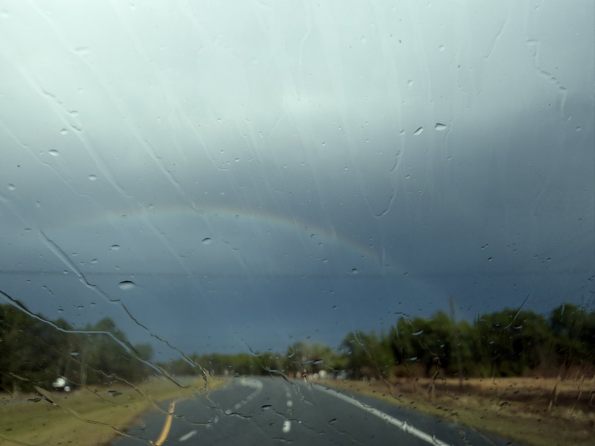 People do not decide their futures, they decide their habits and their habits decide their futures 💯🙌🏻