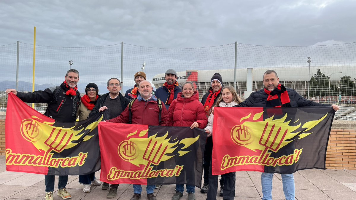 Emmallorca’t, passant fred des de Son Moix, vos desitjam un 2026 ple d’èxits. 
Molts d’anys!
#Emmallorcat