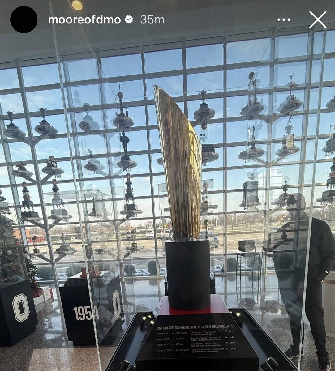 swishxvibes's tweet image. Former Texas WR Deandre Moore has arrived for his official visit to Ohio state