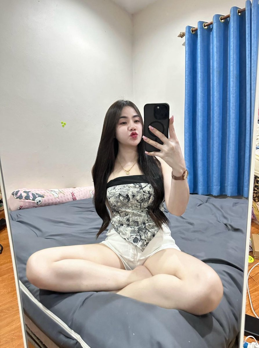 MidRodbenz's tweet image. ไม่อยากน่ารักกับใคร แต่อยากน่ารักกับคุณ