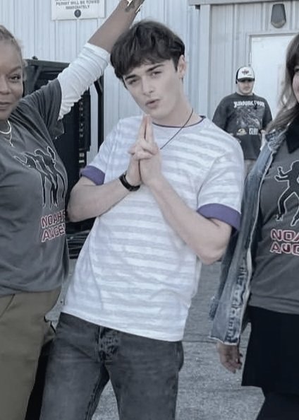 librarealt's tweet image. 