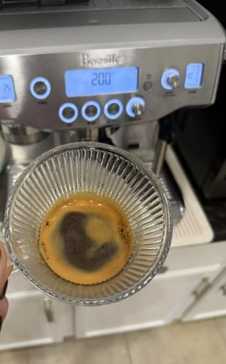 DbsF08's tweet photo. Got the Breville 980XL on Black Friday it's seriously amazing!!
#CoffeeMaker #CoffeeAtHome #Breville980CoffeeMaker https://t.co/5ohqkMqBl2