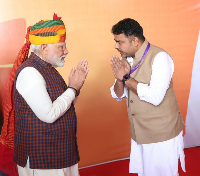 भाजपा राजस्थान प्रदेश मंत्री बड़े भाई श्री <a href="/AidanSinghBJP/">Aidan Singh Bhati</a> जी भाईसाहब को युवा मोर्चा प्रभारी नियुक्त किये जाने पर हार्दिक बधाई एवं शुभकामनाएँ।

<a href="/BhajanlalBjp/">Bhajanlal Sharma</a> <a href="/madanrrathore/">Madan Rathore</a>