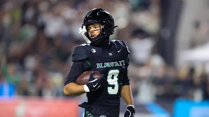 BREAKING: Hawaii WR Jackson Harris has committed to LSU. 

Harris had 49 catches, 963 Yards, &amp; 12 TD’s last season.