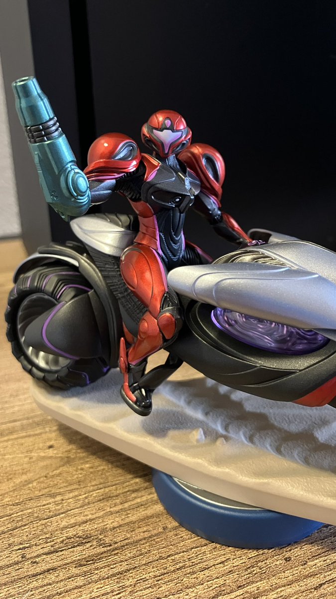 Metroid Prime 4 amiibos are pretty sweet.