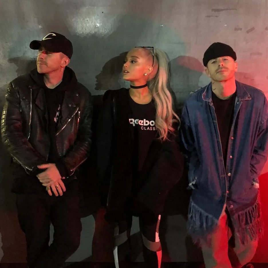 arianagrandebr's tweet image. 🚨 Os gêmeos Brian e Scott serão os coreógrafos da "eternal sunshine tour".