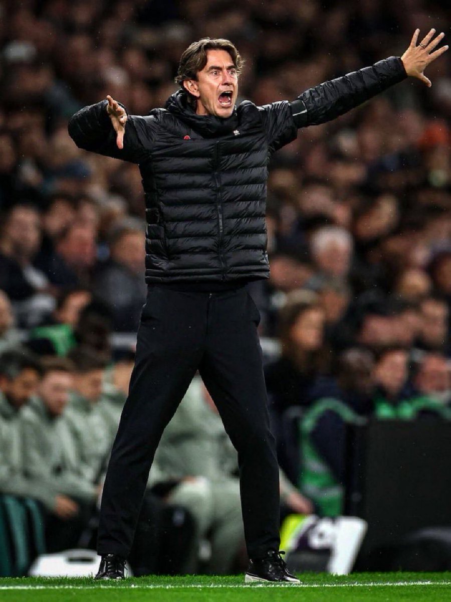 hotspurreports's tweet image. 🚨 FT: Tottenham 1-1 Sunderland.

OUT OF HIS DEPTH.