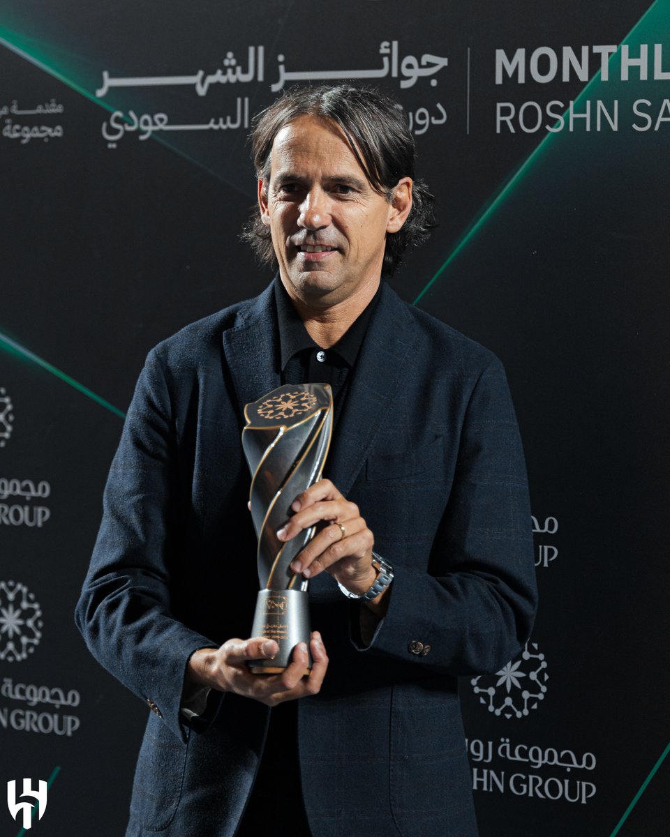 Alhilal_FC's tweet image. "سيموني إنزاغي" 🧠🤩

🏆 يتسلّم جائزة أفضل مدرب في شهر ديسمبر بـ #دوري_روشن_السعودي 💫