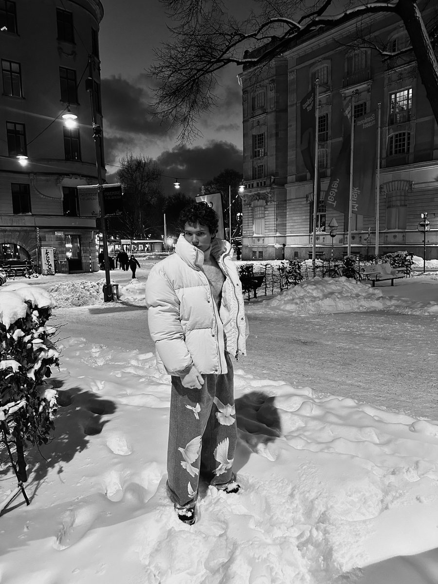 OmarRudberg's tweet image. It’s cold out here ;)