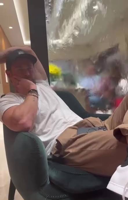 ThorOdinsonGay's tweet image. 