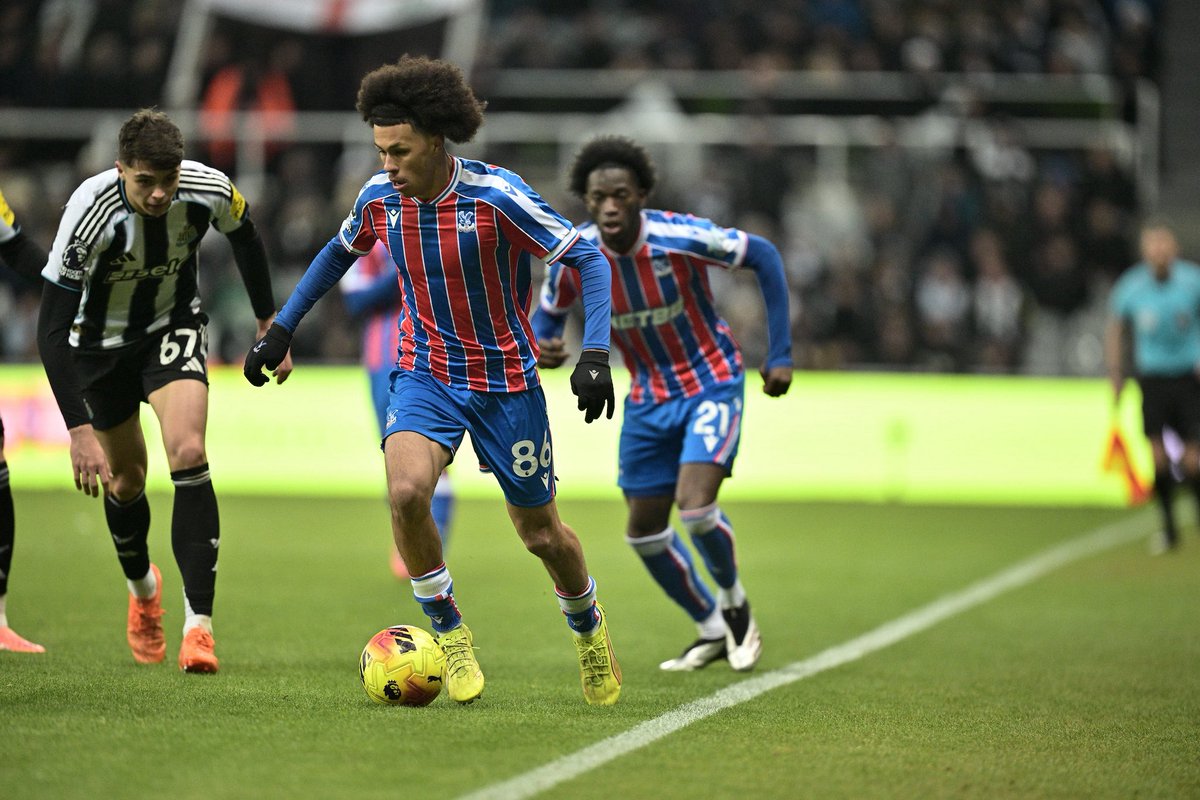 A Premier League debut for Kaden Rodney this afternoon, with Joél Drakes-Thomas making his second appearance in the competition 👏

Great work, lads!

#CPFC