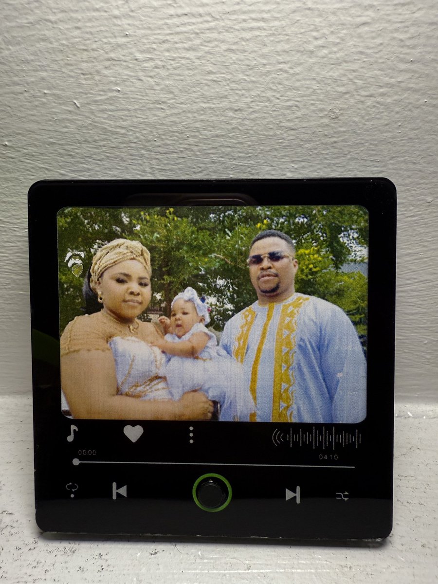 Don’t do boring gifts this Valentine’s Day.
Do thoughtful. Do romantic. Do unforgettable.
Do Melody Memories 💌

From our custom frames to our mini customized speakers that play your favourite songs &amp; voice messages love never sounded better 🎶