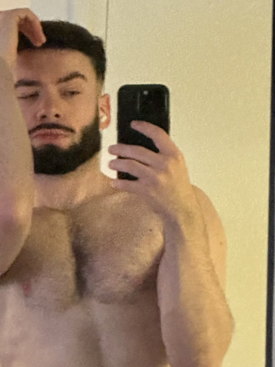 uoıdɹoɔs tweet media