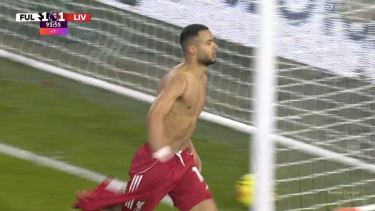 KnightedJames's tweet image. Images that preceed unfortunate events.

#FULLIV