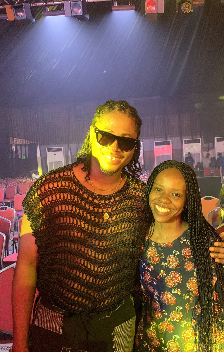 _purplewriter's tweet photo. For someone heading into a hectic first quarter, Dwin’s concert was relief in advance😅. So glad I gifted myself that ticket. The storytelling was top-notch and his songs made even more sense.
 He said it was nice to see me again, does your fave recognize you? Noo😂@DwinTheStoic https://t.co/OGUE57wjuG