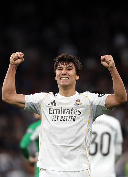 AdriRM33's tweet image. LA CANTERA DEL REAL MADRID 🤍