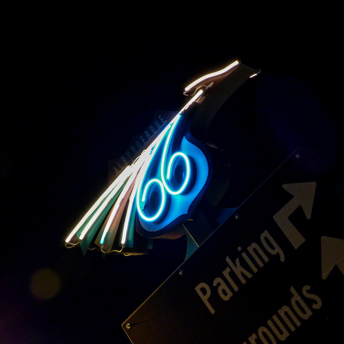 505Nomad's tweet image. Central Avenue in Albuquerque, aka #Route66

#travel #roadtrip #NewMexico #Albuquerque