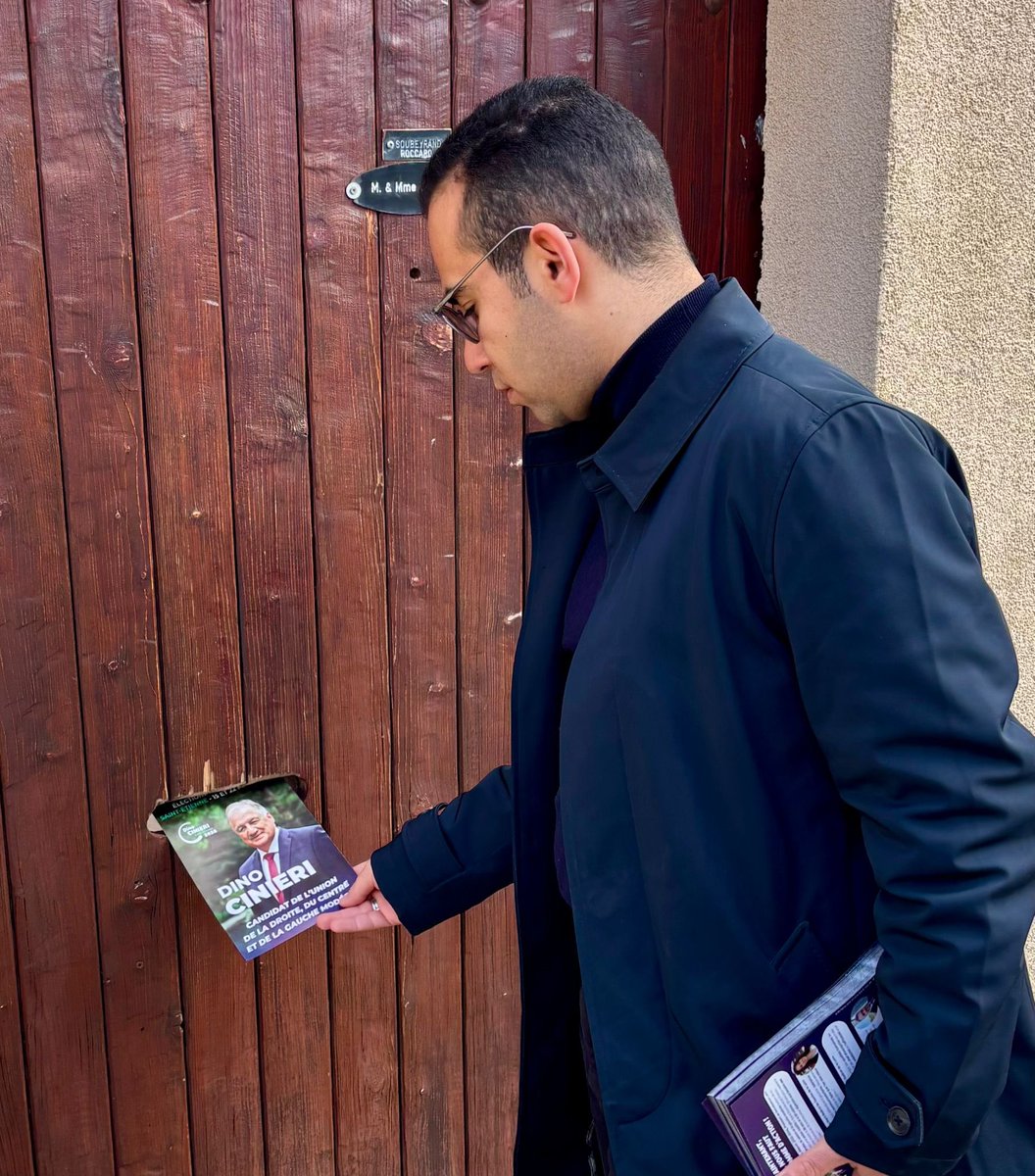 JCinieri2026's tweet photo. ❄️ Même sous le froid, nous sommes présents sur le terrain pour défendre notre candidat Dino Cinieri. https://t.co/Ne4TEfsJur