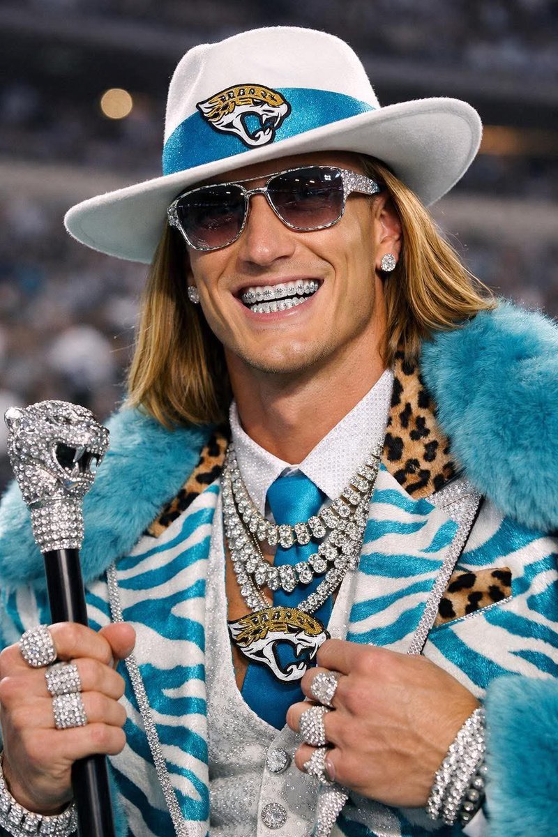 DontLookTop's tweet image. Worst timeline in kaysuff history would be turning 30 on the day the jags choke a division title straight into litter lab at night please Trevor Lawrence my glorious king don’t let me go out sad like this