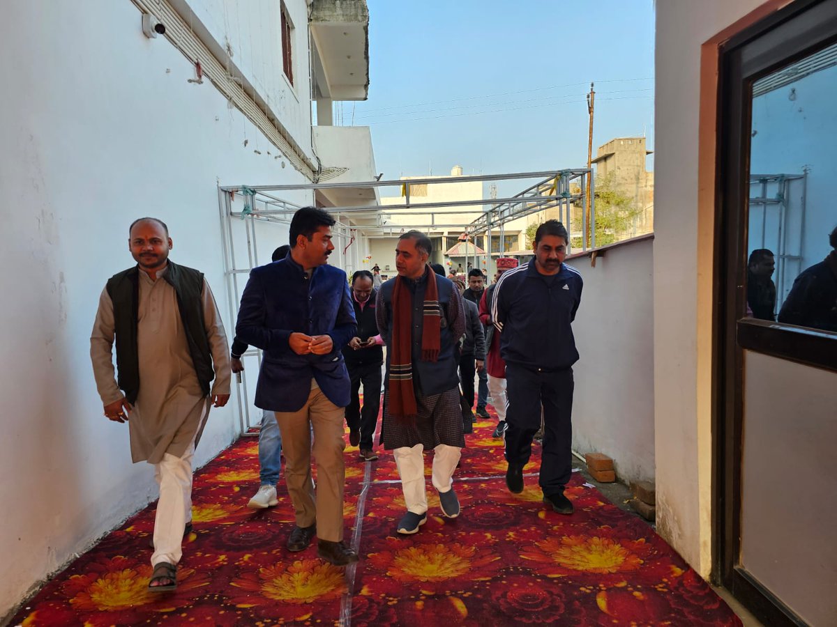 kptripathibjp's tweet photo. ग्राम सकरवट निवासी श्री रमेश पाठक जी के पारिवारिक कार्यक्रम में केशव मैरिज गार्डन, दुआरी में सम्मिलित हुआ।

ईश्वर का आशीर्वाद परिवार पर सदैव बना रहे ऐसी कामना है। 

#भाजपा #रीवा #सेमरिया_विधानसभा #kptripathi #सेमरिया #kptripathibjp #rewa #semariya69 #kptripathisemariya #semariya https://t.co/MhS8My4vCi