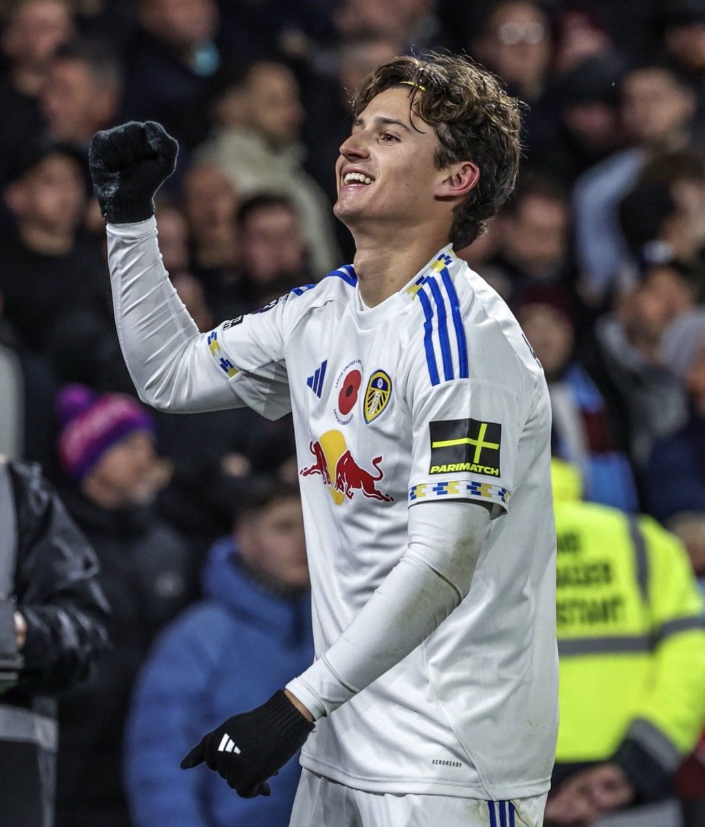 Scandalous Aaronson didn’t win man of the match vs Man U. He’s played himself into the form of his life and looks a genuinely talented Premier League player. Delighted for him. #lufc